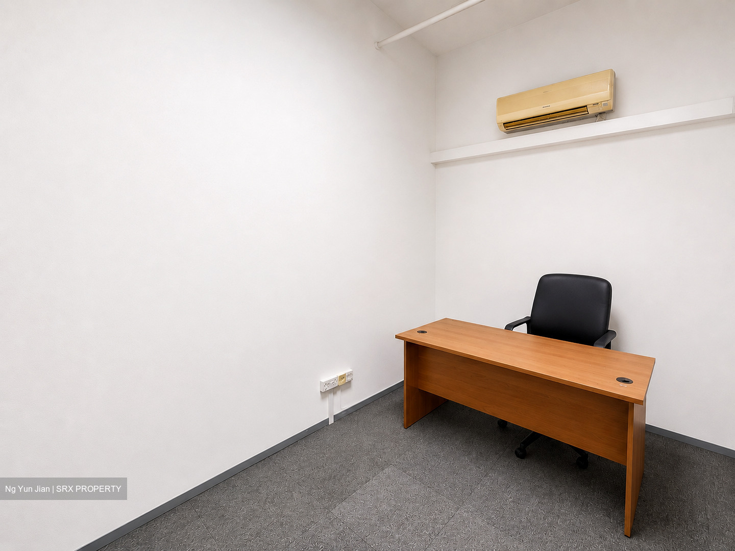 Wcega Tower (D23), Office #590629431